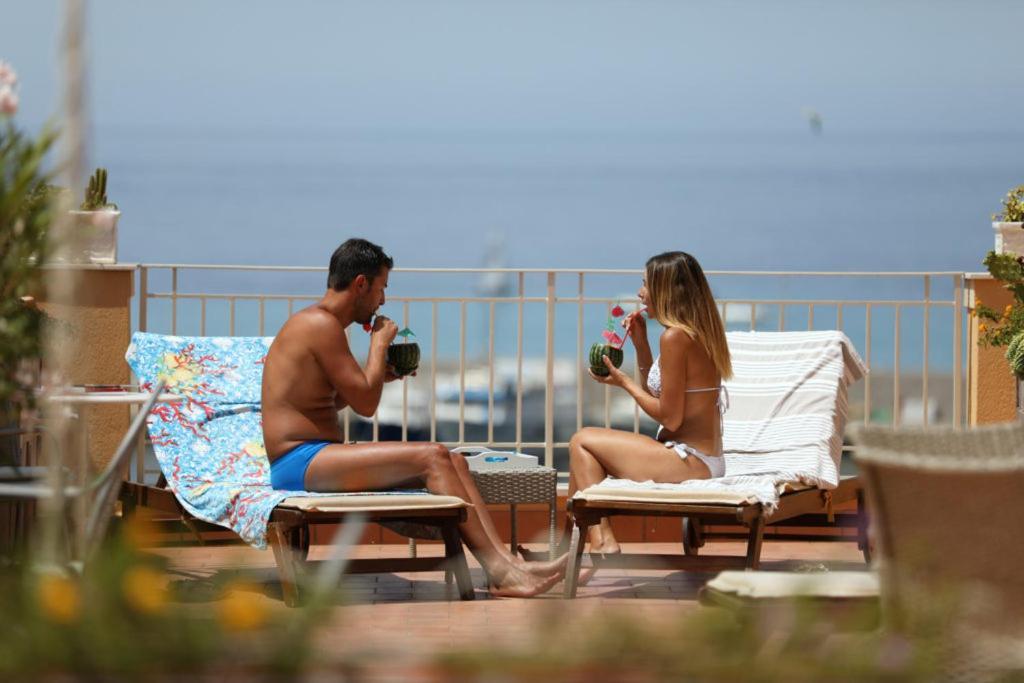 Palermo Mare Holidays สเฟอร์ราคาวาลโล ภายนอก รูปภาพ