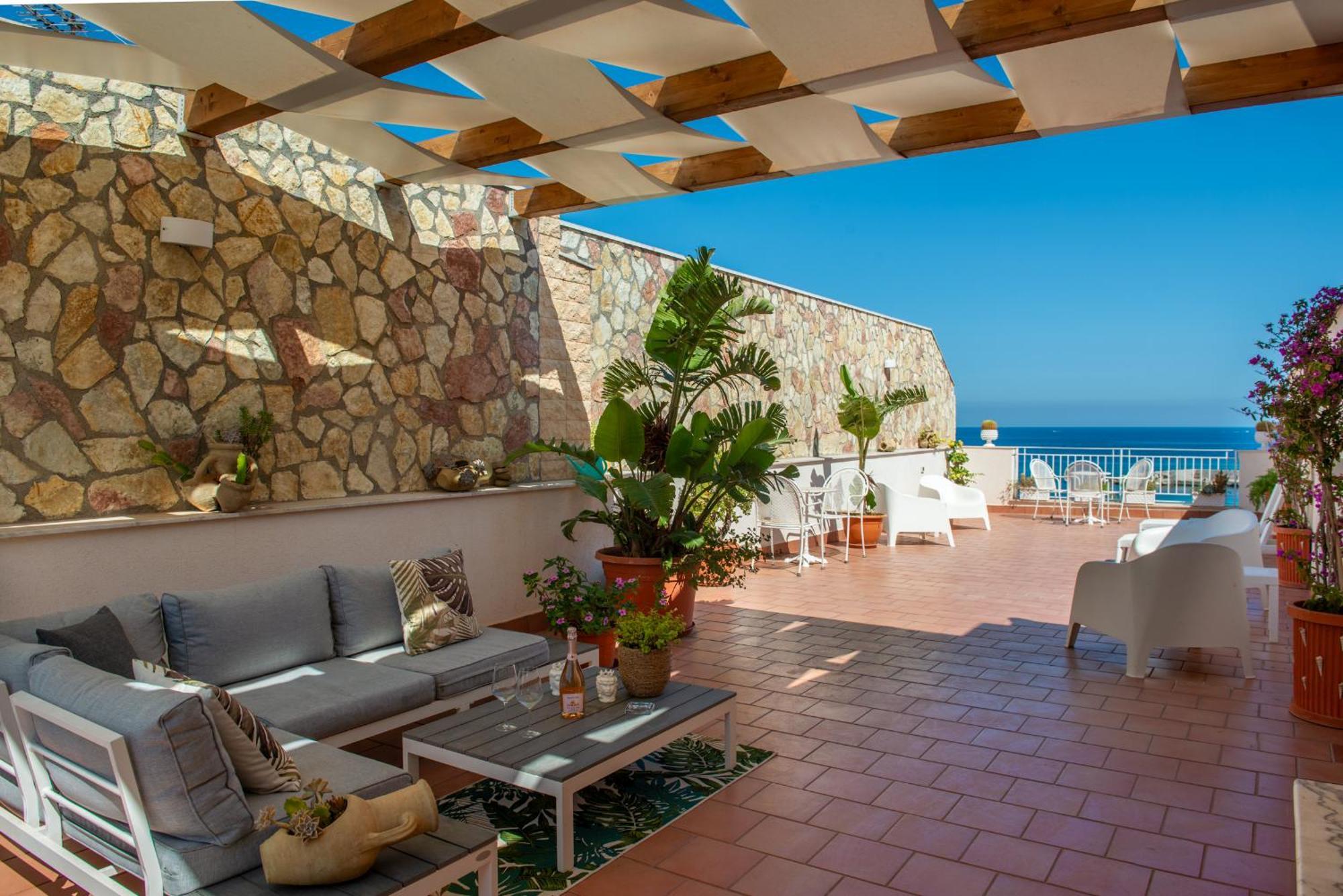 Palermo Mare Holidays สเฟอร์ราคาวาลโล ภายนอก รูปภาพ
