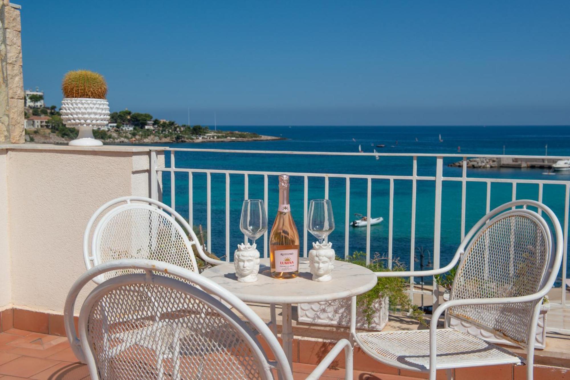 Palermo Mare Holidays สเฟอร์ราคาวาลโล ภายนอก รูปภาพ