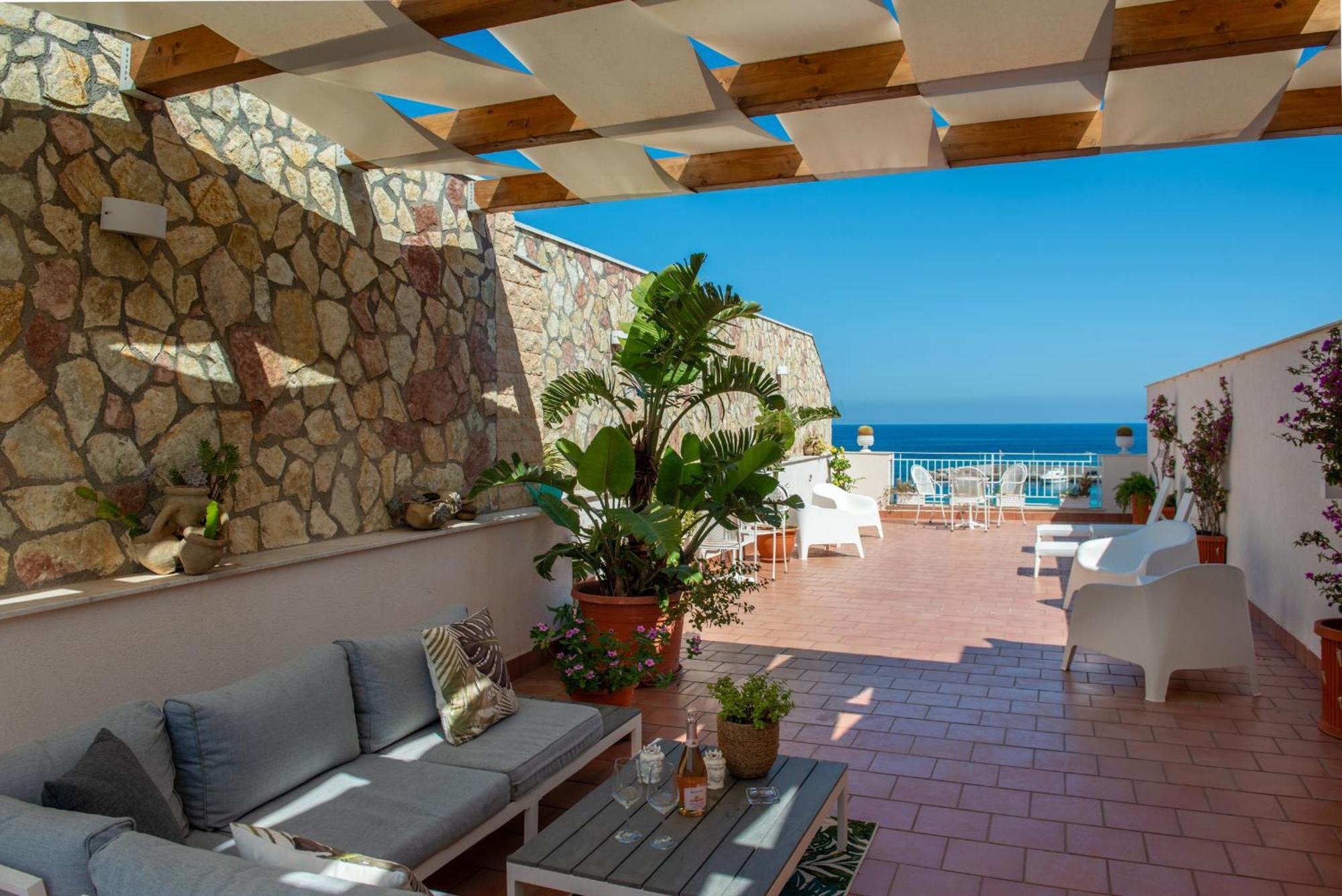 Palermo Mare Holidays สเฟอร์ราคาวาลโล ภายนอก รูปภาพ