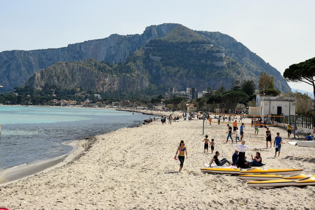 Palermo Mare Holidays สเฟอร์ราคาวาลโล ภายนอก รูปภาพ
