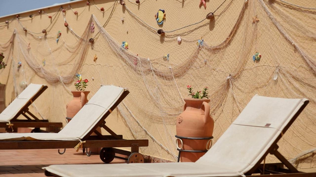 Palermo Mare Holidays สเฟอร์ราคาวาลโล ภายนอก รูปภาพ